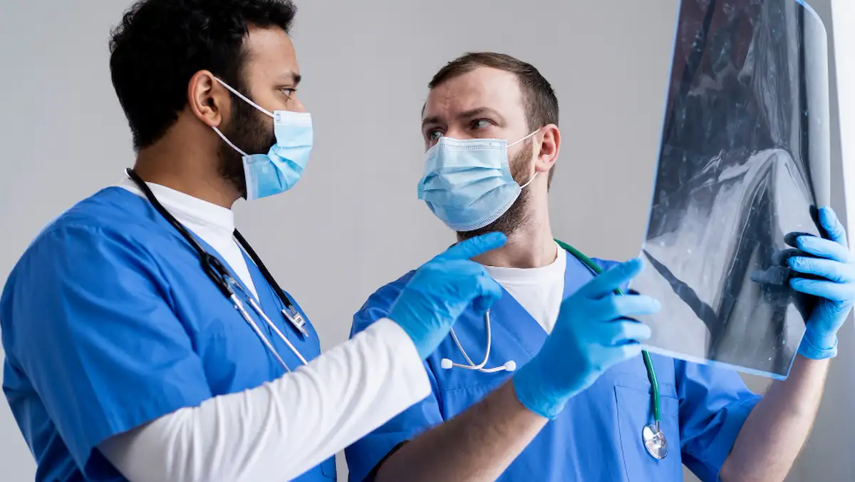Best Orthopedic Doctor in Chennai | Prashanth Hospitals